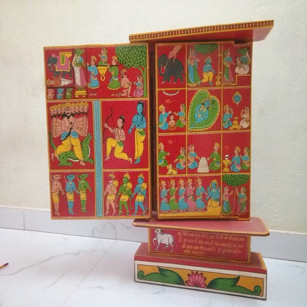 natural and artistic